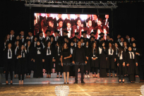 بالفيديو: مدرسة أجيال الثانوية تحتفل بتخريج 47 طالباً ضمن فوجها العاشر 